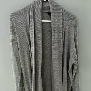 A Pea in the Pod, long grey cardigan. size medium